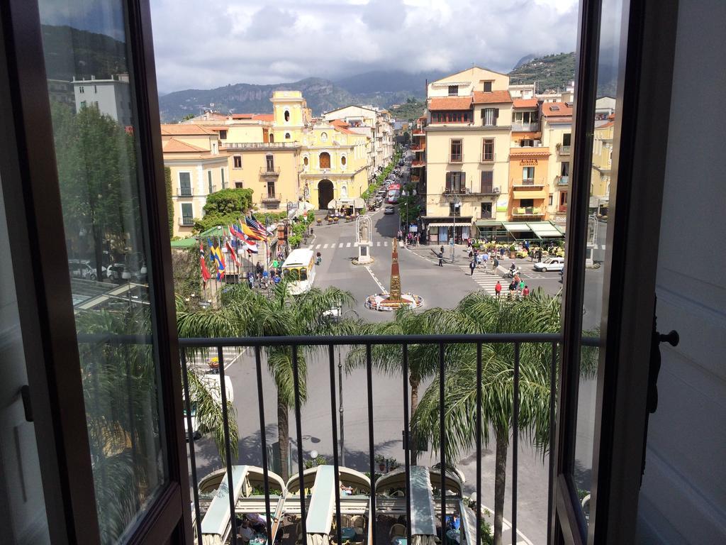 La Casa Dell'Orologio - Main Square Hotel Sorrento Room photo